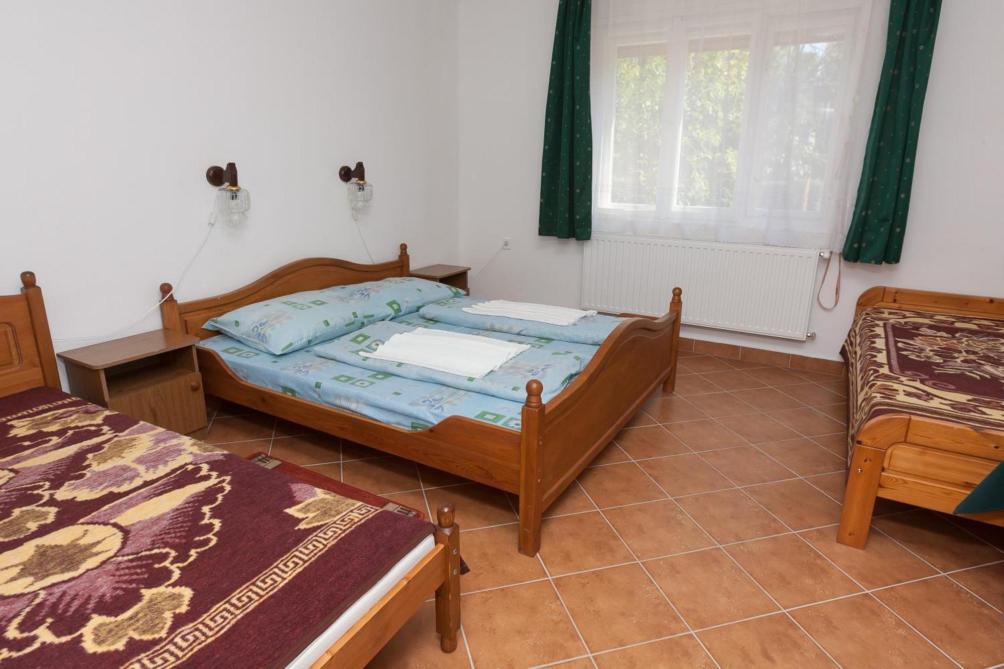 Paratlan Apartmanhaz Szilvásvárad Exterior foto