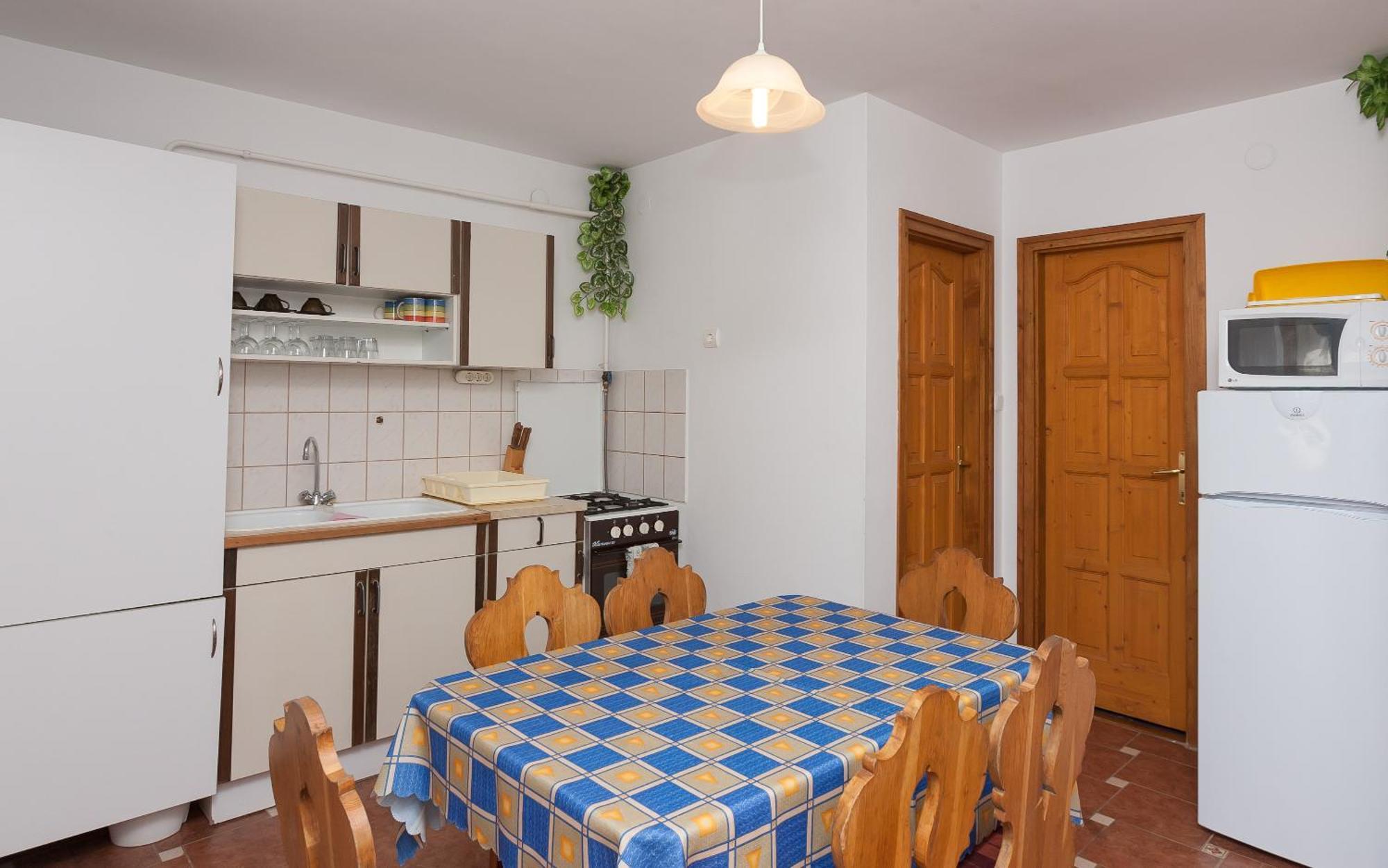 Paratlan Apartmanhaz Szilvásvárad Exterior foto