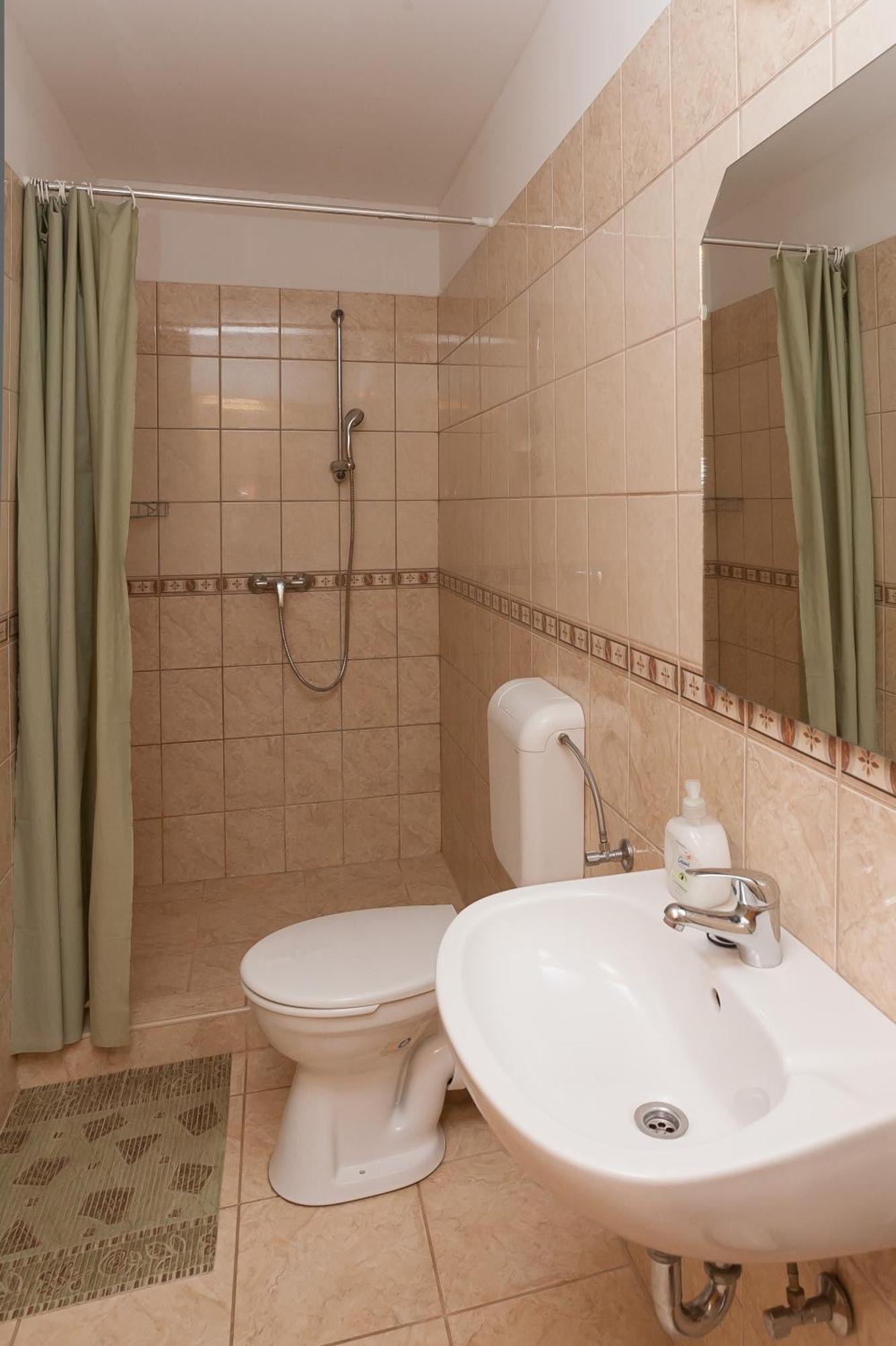 Paratlan Apartmanhaz Szilvásvárad Exterior foto